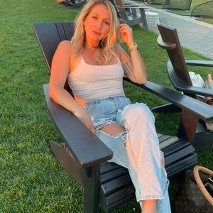 Meet your Posher, Carli